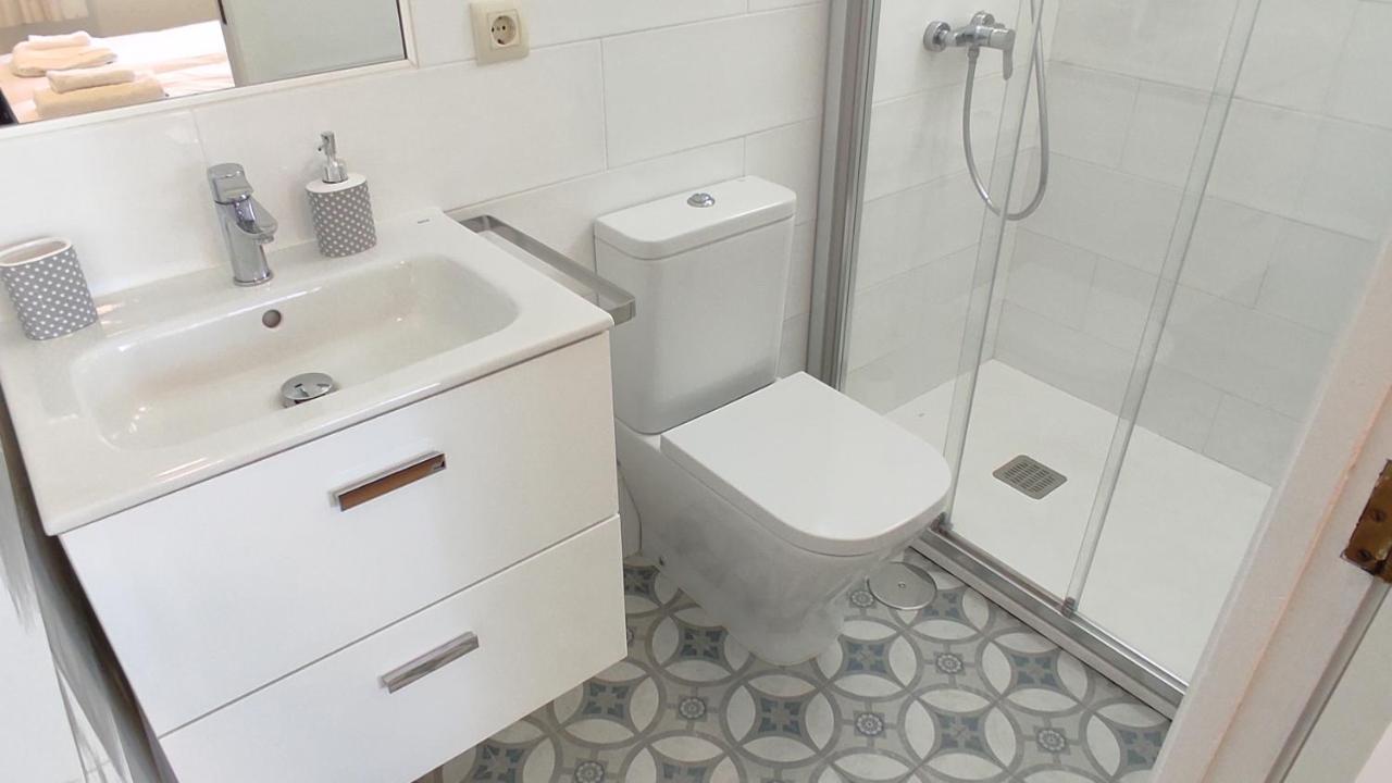 Precioso Piso En Playa America Con Jardin Privado. 尼格兰 外观 照片